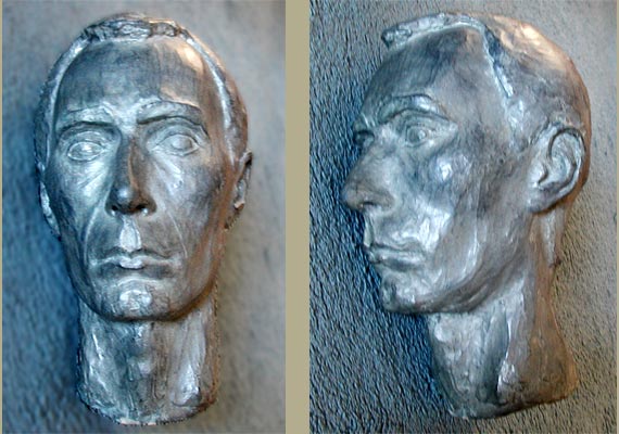 Sculpture of a man's head.